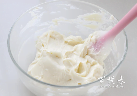 適合烘焙小白操作的蛋糕,無需打發(fā),細膩可口